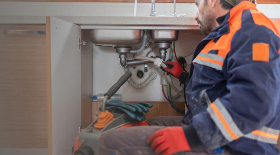 Professional slab leak plumber services in Meta, MO